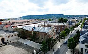 Suite 21 - Avenue De Champagne